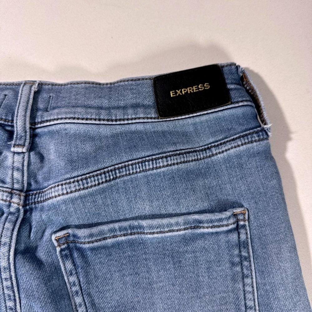 Express Skinny Mid Rise Light Wash Button Fly Denim Jeans‎  Size 2 - Picture 11 of 12